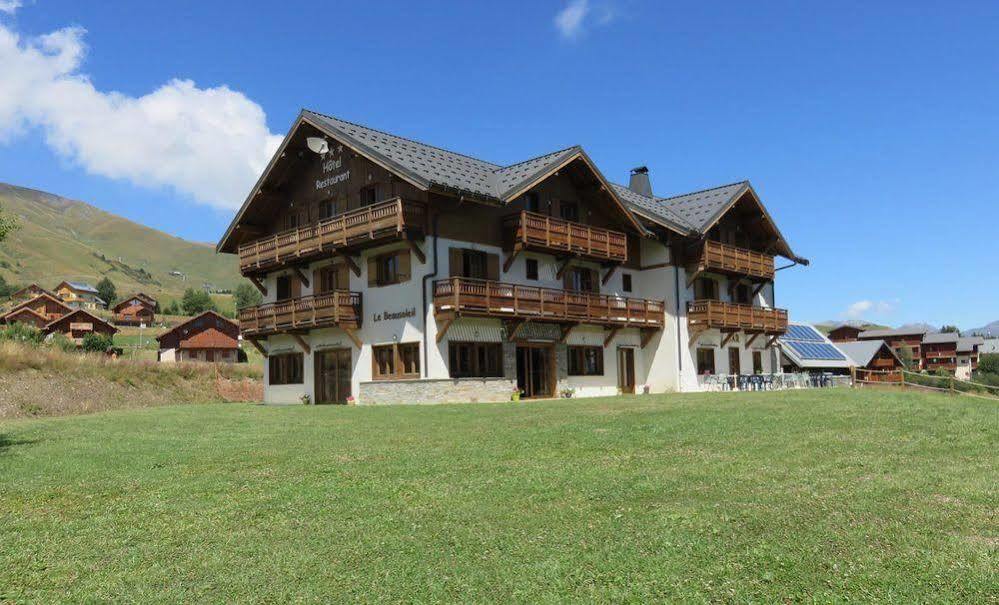 Chalet-Hotel Le Beausoleil, The Originals Relais Fontcouverte-la-Toussuire Luaran gambar